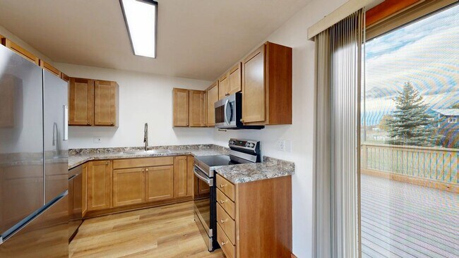 Foto del edificio - 1120 Tyro Ct