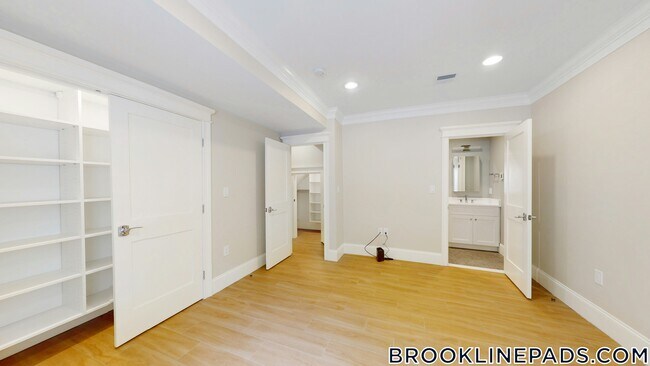 Foto del edificio - 101 Sumner Rd