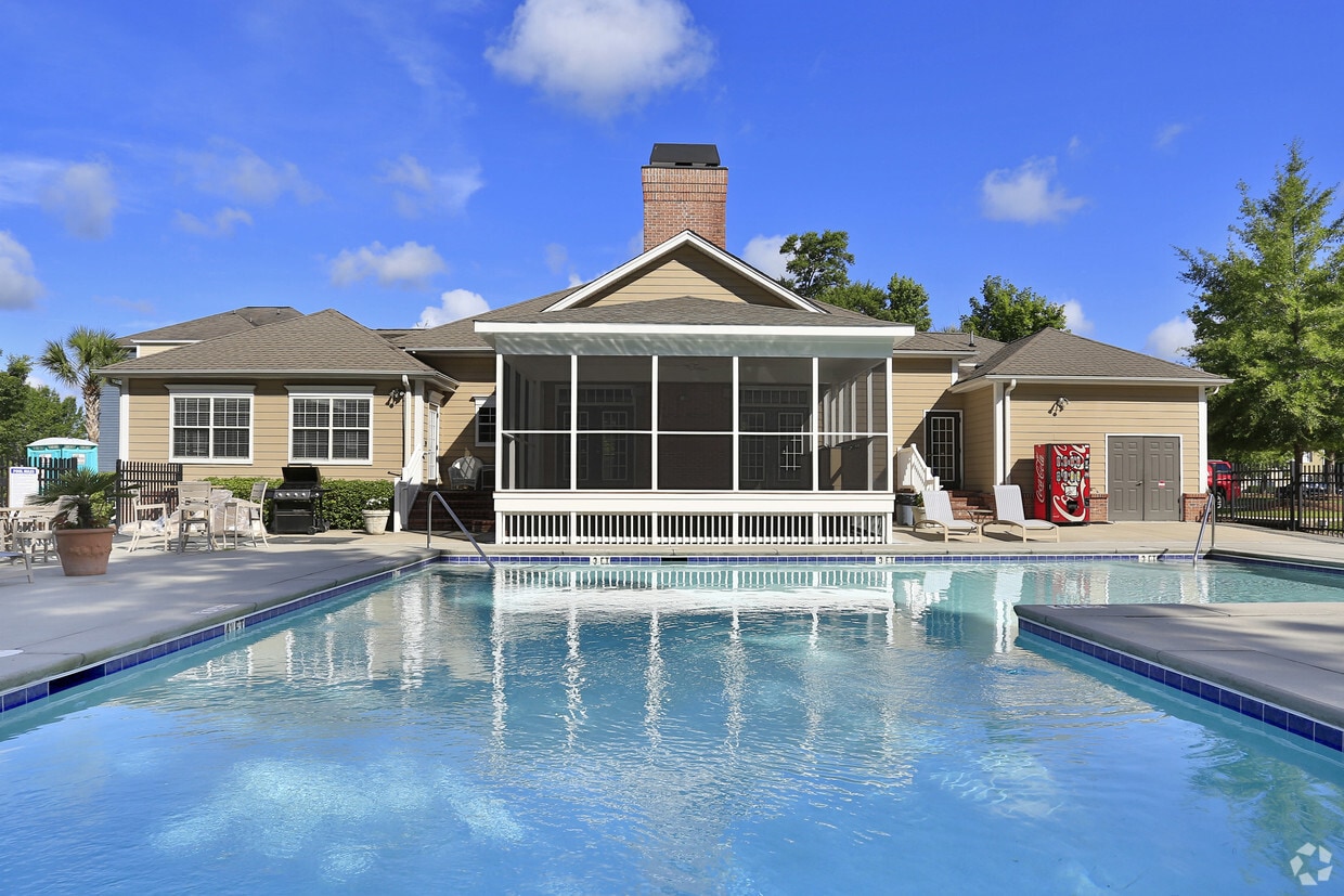 Cedar Grove Apartments in North Charleston, SC