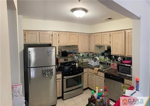 Foto del edificio - 1533 Waterford Dr