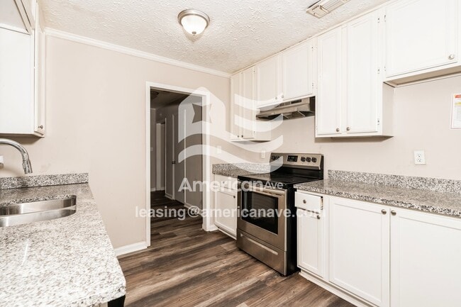 Building Photo - 1530 Hurley Cir