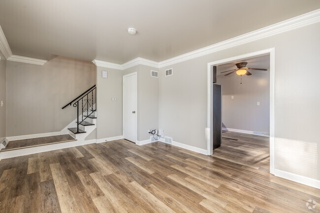 2BR, 2BA - 1,100SF - Living Room - Monroe Street Apartments