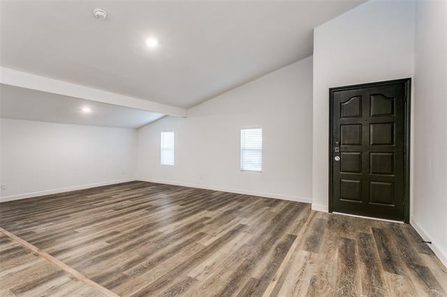 Building Photo - 1535 Carnation Dr