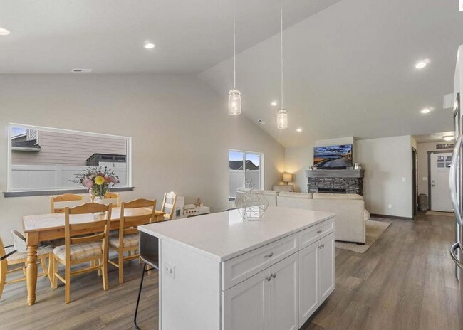 Foto del edificio - 3813 N Pradera Ct