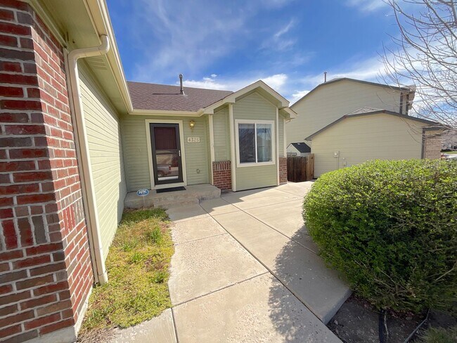 Building Photo - 3 Bedroom Home Available Near Barnes Rd & Peterson Rd!