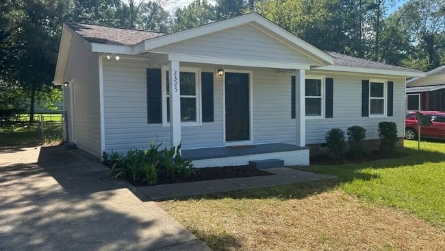 Building Photo - Room in Single Family Home on Quartz Ct