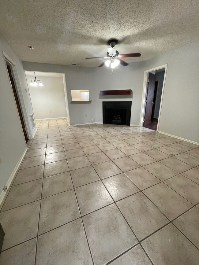 Building Photo - 751 Hammond Manor Dr