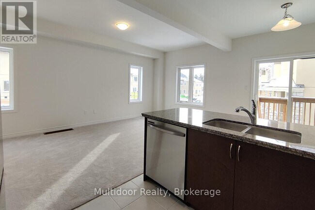 Photo du bâtiment - 305 Garner Rd W