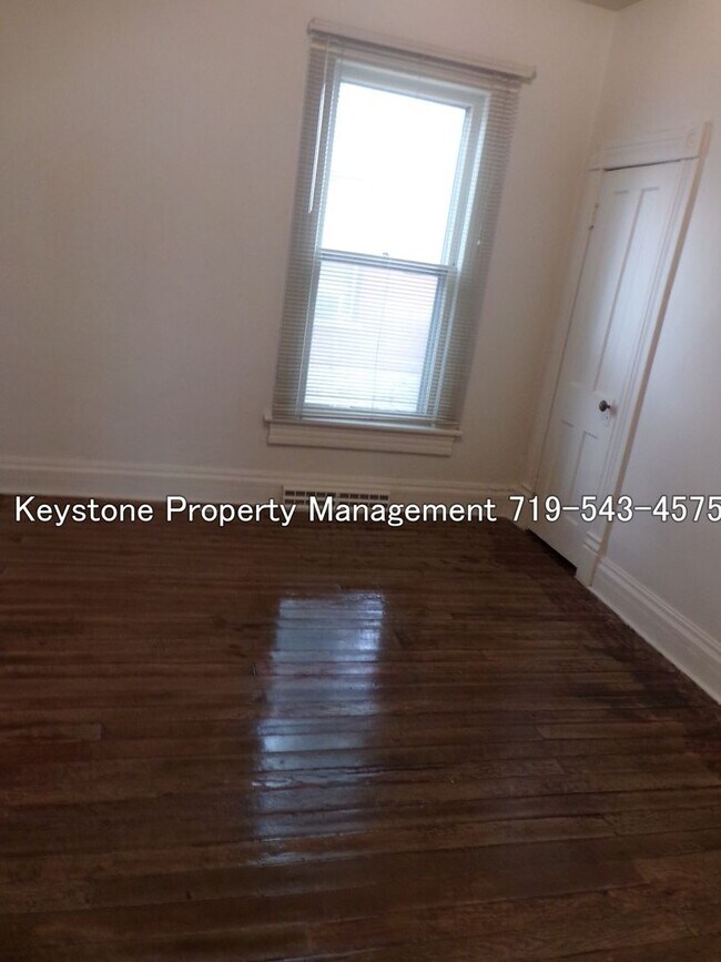 Foto del edificio - ALL Utilities Included with Rent! South-si...