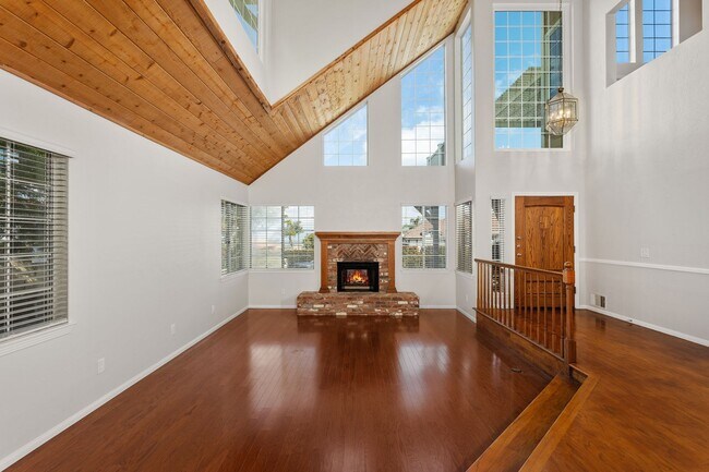 Building Photo - Stunning Carlsbad Executive Home with Ocean Views