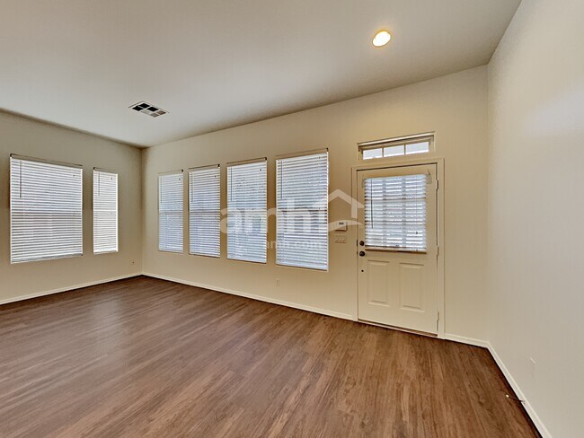 Foto del edificio - 12550 N 151st Drive