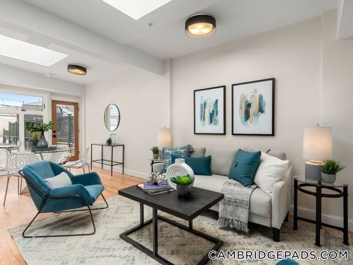 Foto principal - 202 Elm St