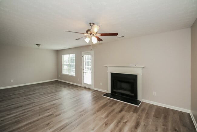 Building Photo - 11281 Aliyah Dr