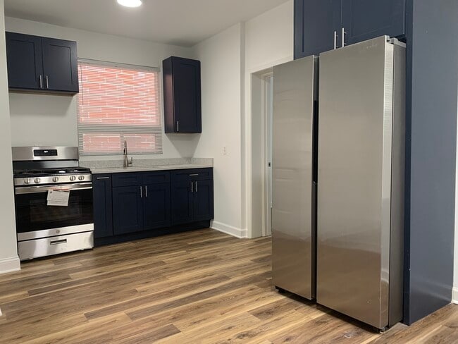 Foto del edificio - 2643 W Armitage Ave