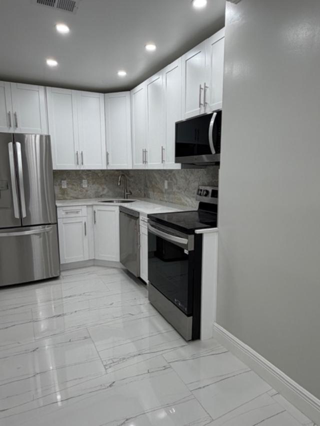 Foto del edificio - 659 W Oakland Park Blvd