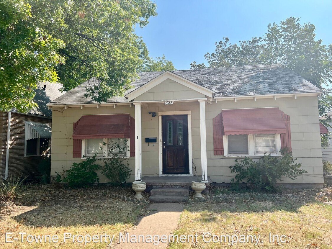 Primary Photo - 2 br, 1 bath House - 627 N. 12th