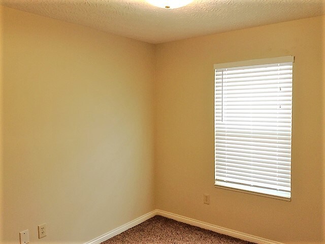 Building Photo - 1030 Shadowridge Dr