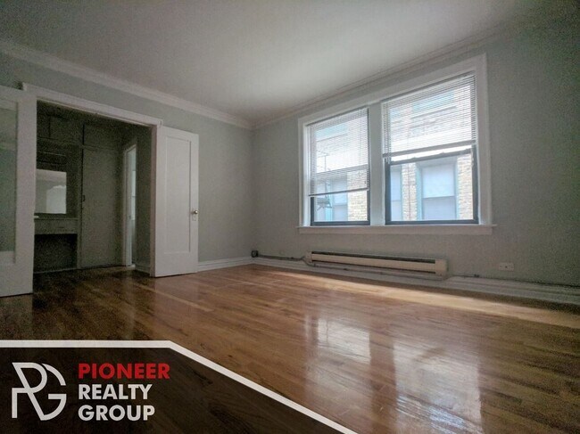 Foto del edificio - 425 W Roscoe St