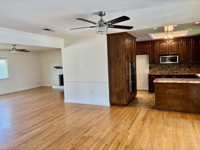 Foto del edificio - 2850 S Whispering Lakes Ln