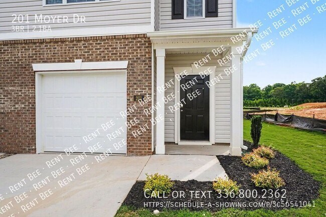 Building Photo - 201 Moyer Dr