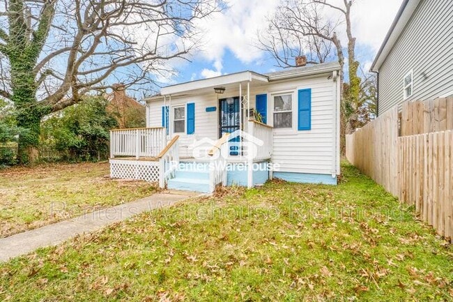 Building Photo - 450 Hazelhurst Ave