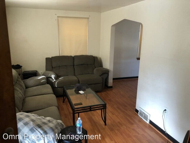 Building Photo - 2 br, 1 bath House - 797 23rd St.
