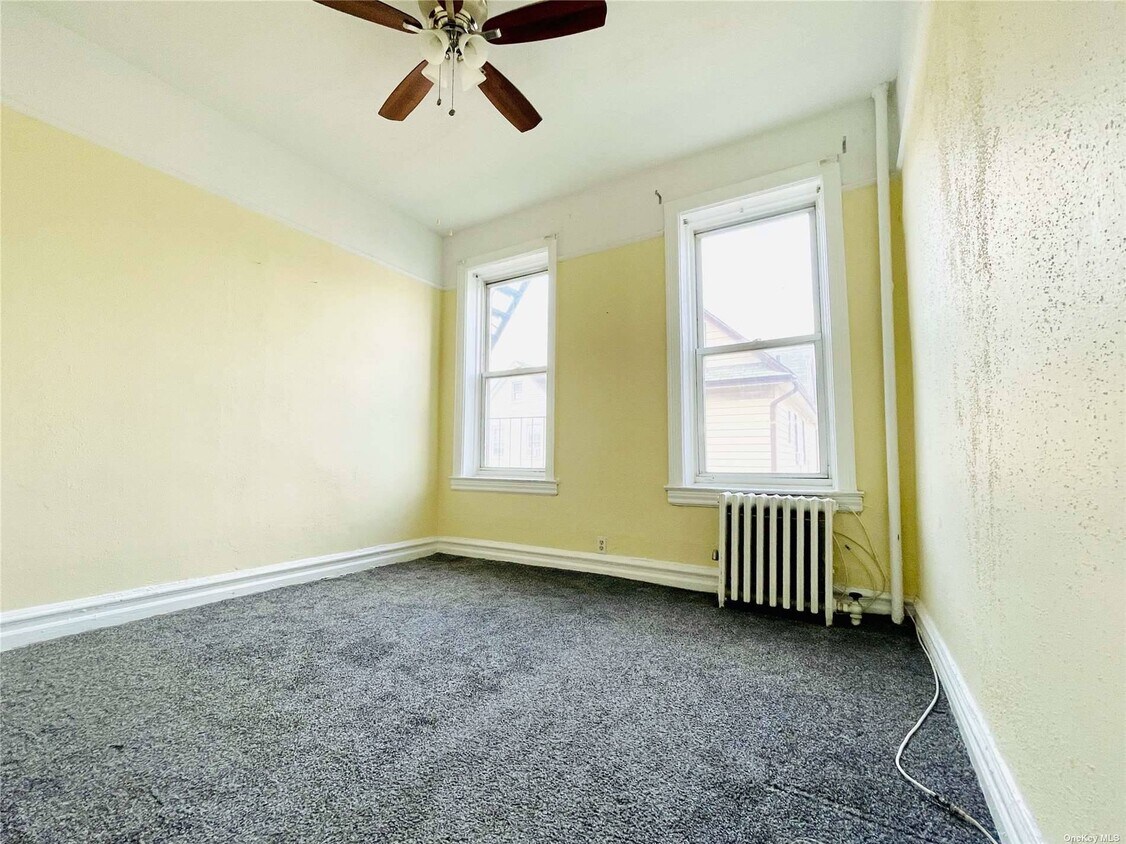 Primary Photo - 109-18 Lefferts Blvd