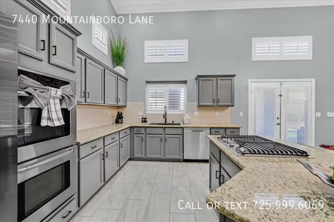 Foto del edificio - 7440 Mountainboro