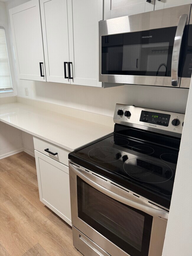 Foto del edificio - 171 S Broadway