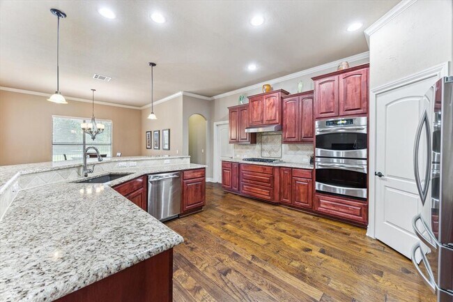 Building Photo - 141 Silverado Dr