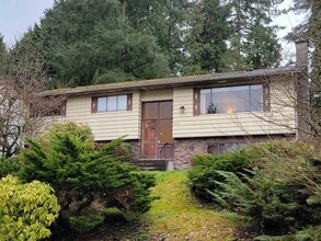 Building Photo - 13454 Crestview Dr