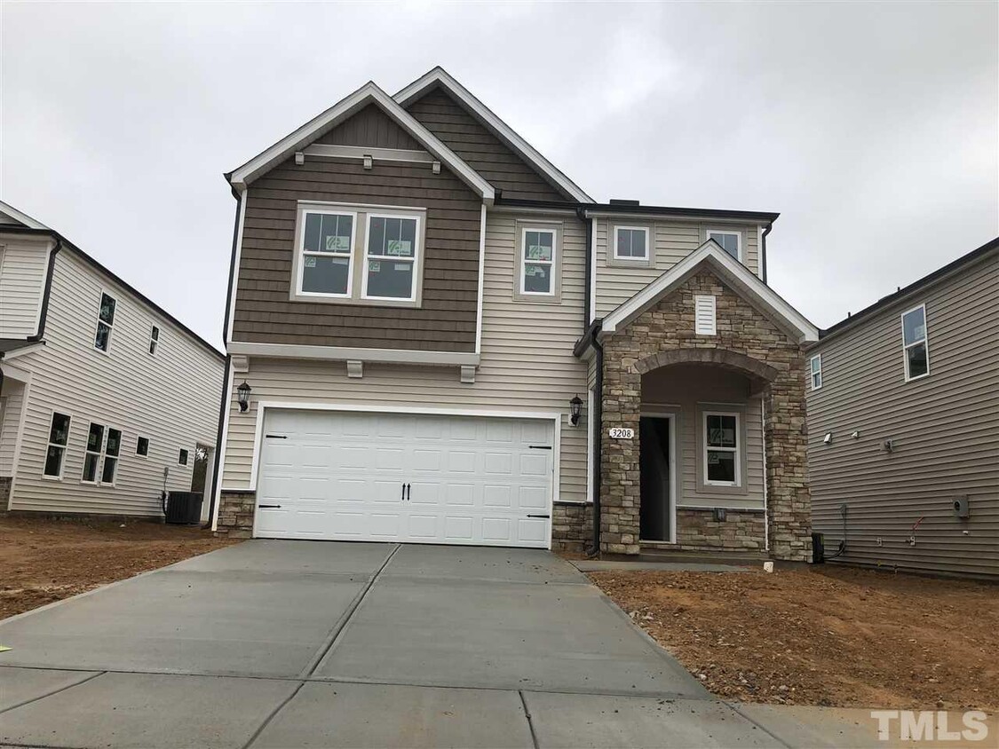 Foto principal - 1400 Old Honeycutt Rd