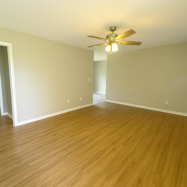 Foto del edificio - 504 Wagstaff Rd