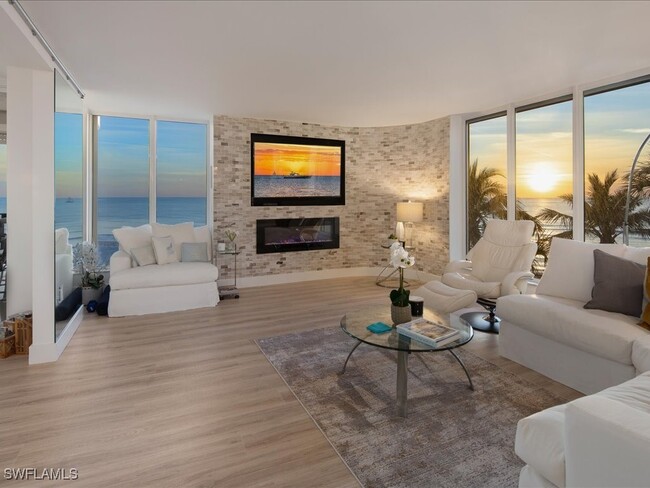 Building Photo - 3115 Gulf Shore Blvd N