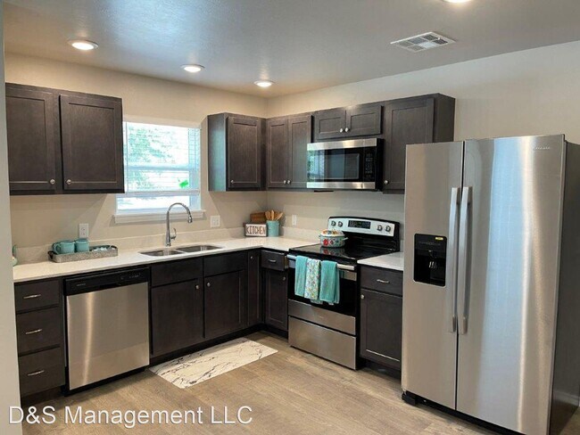 Foto del edificio - 2 br, 2 bath House - 6028 NW 53rd Terrace