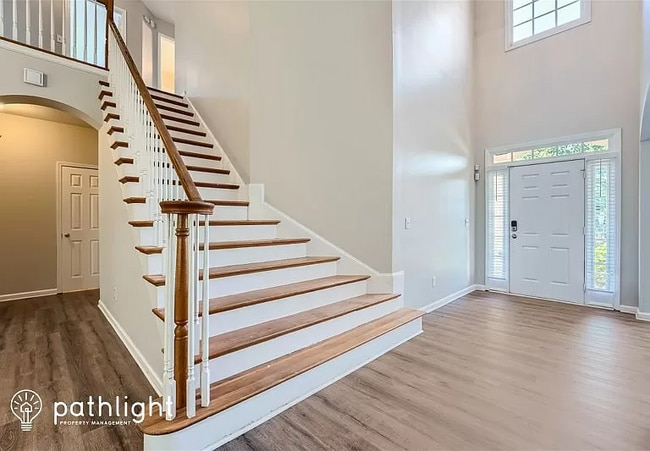 Building Photo - 4153 Ashland Cir