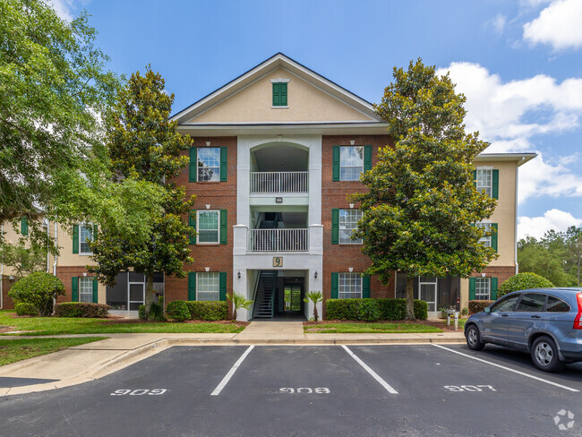 Alterno - The Preserve at Oakleaf