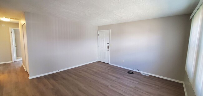 Foto del edificio - Lovely Mokena  3br/1br  Ranch Style Townho...