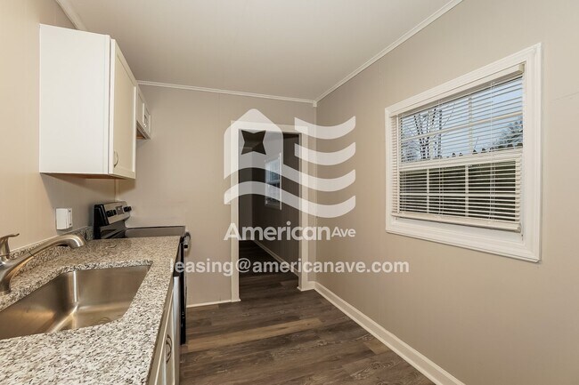 Foto del edificio - 2522 E 39th St