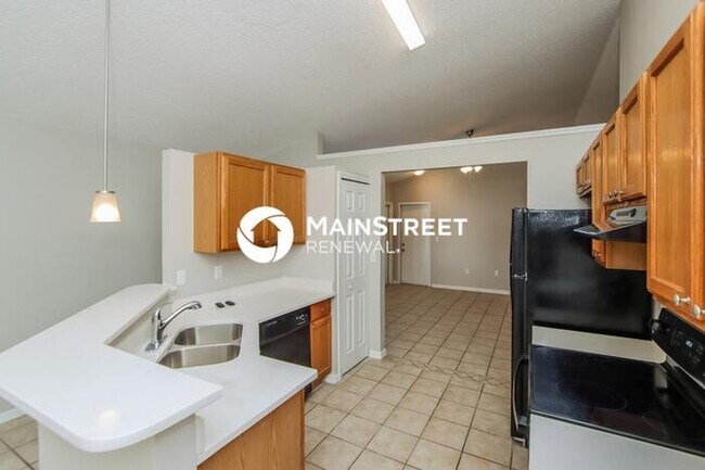 Building Photo - 3 Bedroom Pet-Friendly Home in MELBOURNE, ...
