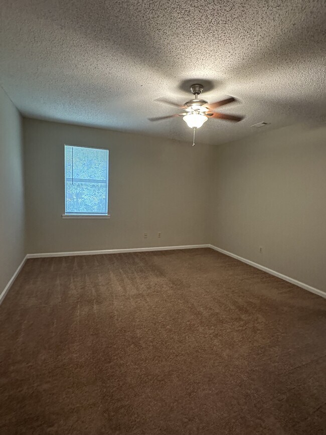 Foto del edificio - 804 Park Ave N