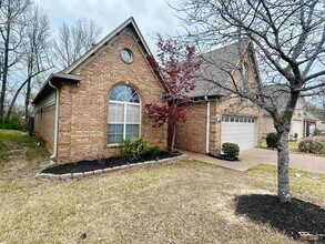 Building Photo - 9204 Acadia Pl