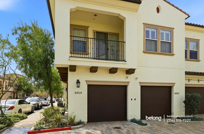 Building Photo - 1014 El Paseo