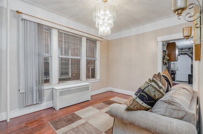 Foto del edificio - 41 Greenville Ave