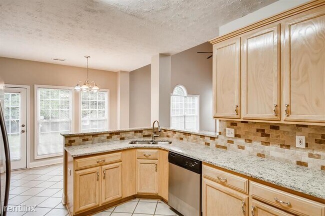 Foto del edificio - 5 br, 3.5 bath House - 144 Moss Pointe Dr ...