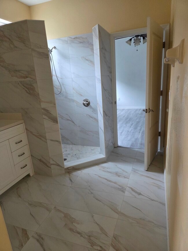 Building Photo - 1462 Daryl Dr