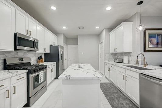 Foto del edificio - 4807 Schiller Park Ln