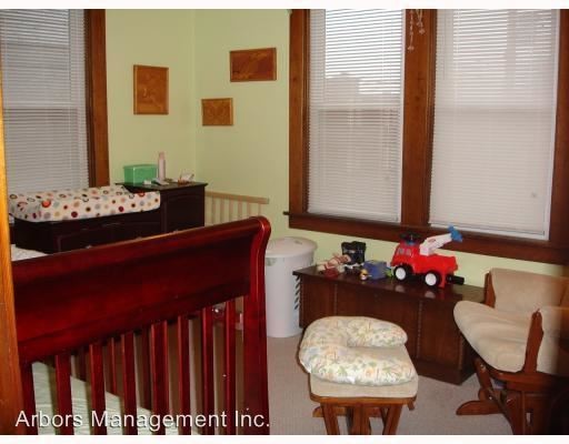 Building Photo - 3 br, 1 bath House - 820 FIFTH AVENUE