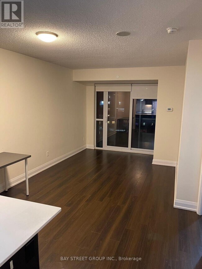 18718 Graydon Hall Dr, Toronto C13, ON M3A 2Z9 House for Rent in