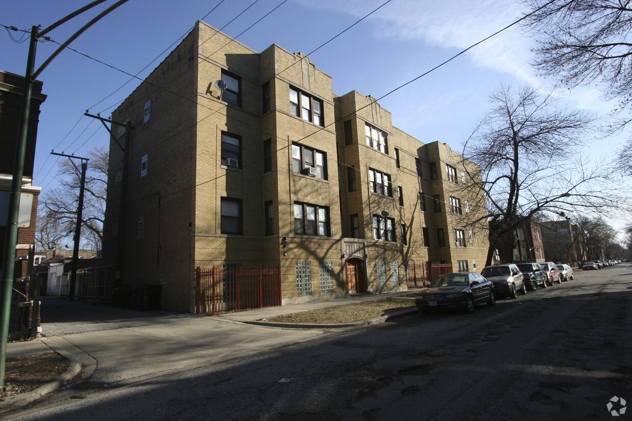 Building Photo - 1300 N Homan Ave